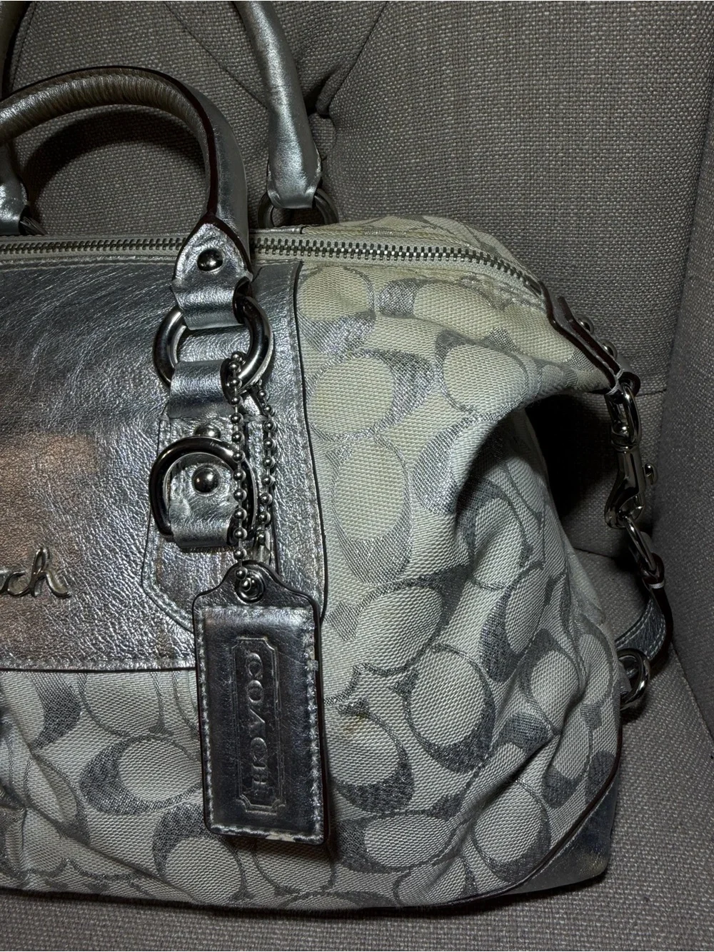 Coach Ashley Signature Satchel (Style F15804)